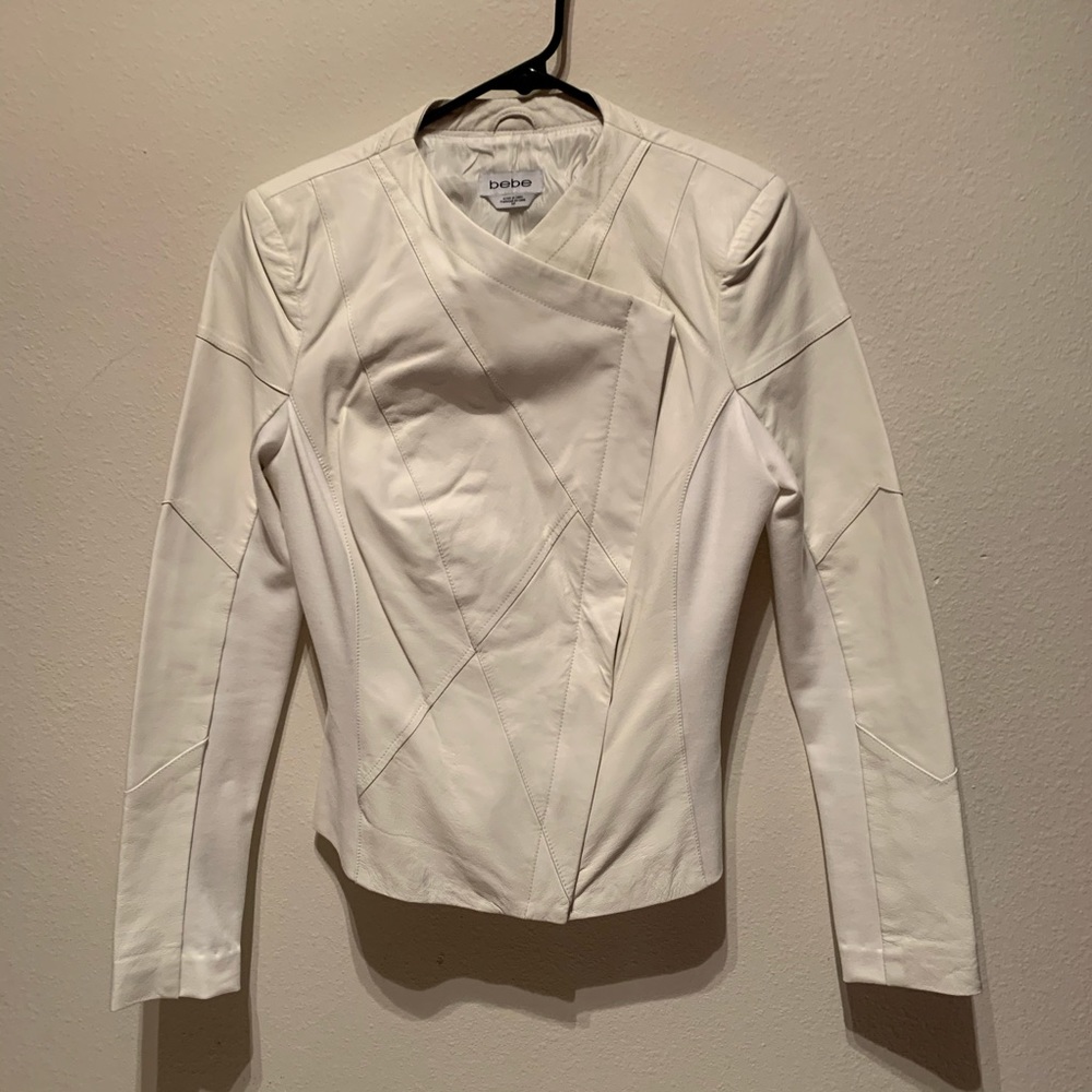 Bebe white faux leather jacket size Small